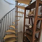 Semesterbostad House *